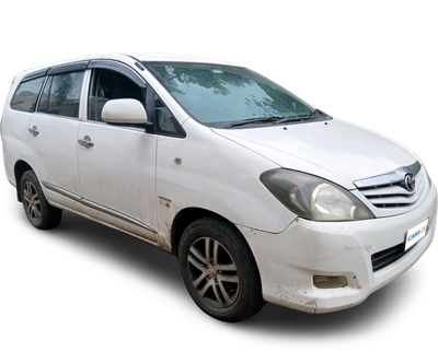 Toyota Innova-img